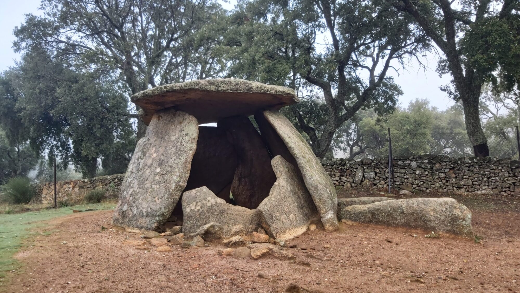 Dolmen del Mellizo en Valencia de Alcántara Extremadura, España.