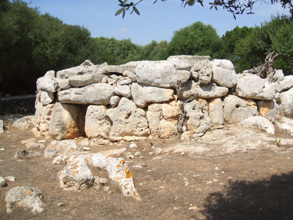 Navetas de Argentina Biniac. Naveta de Argentina Biniac en Alayor.