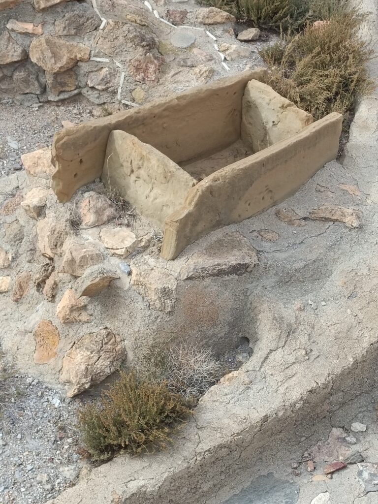 Cista Cultura Argar en Poblado de Fuente Álamo, en Cuevas de Almanzora (Almería).