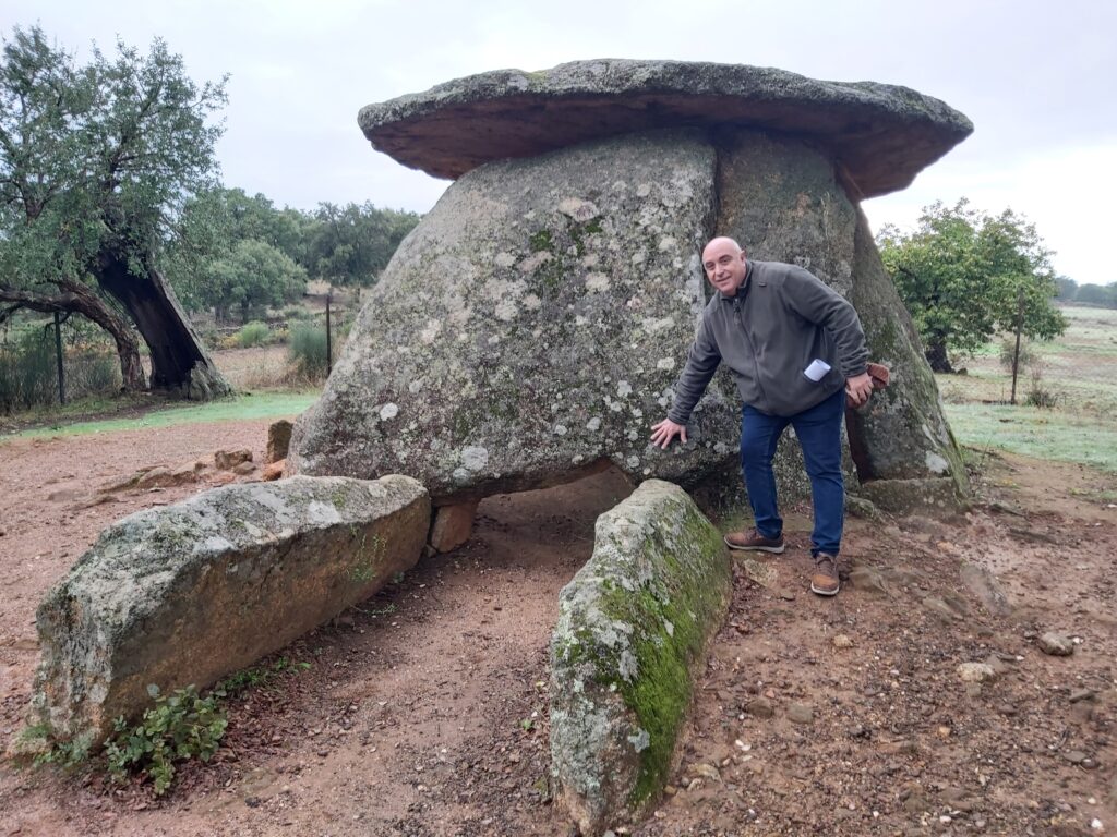 Dolmen de los Mellizos o de La Marquesa en Valencia de Alcántara, Cáceres.