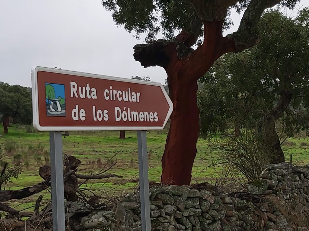 Busca el dolmen